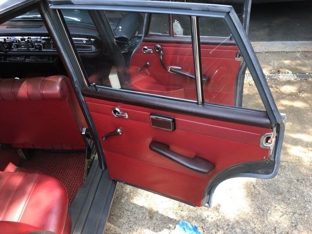1967 Mercedes-Benz 200-Series 200D - photo 6