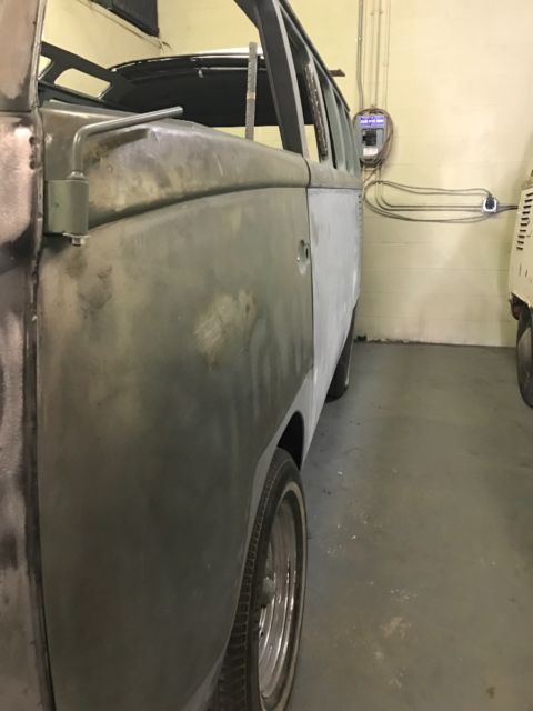 1967 Volkswagen Bus/Vanagon Deluxe - photo 2