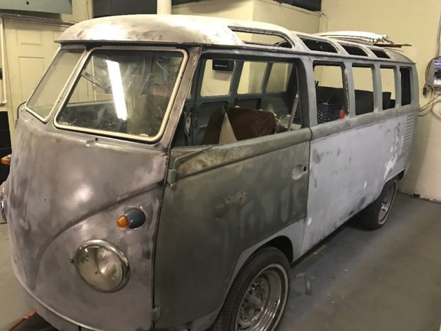 1967 Volkswagen Bus/Vanagon Deluxe - photo 4