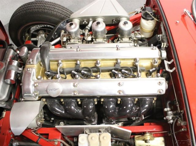 1967 Jaguar E-Type XKE Roadster - photo 3