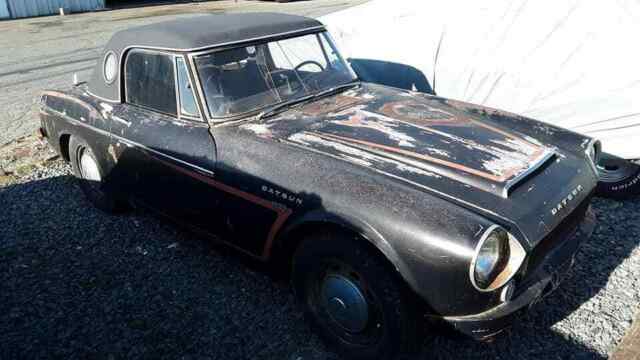 1967 Datsun 1600 Convertible / Hardtop - photo 2