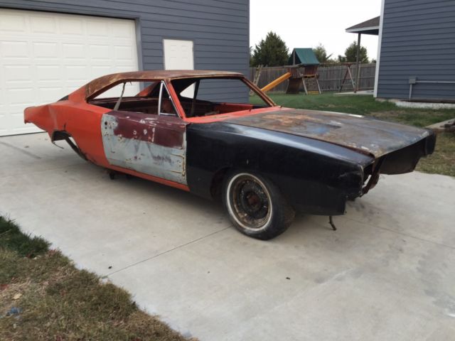 1969 Dodge Charger - photo 2