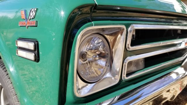 1968 Chevrolet C-10 CST - photo 2