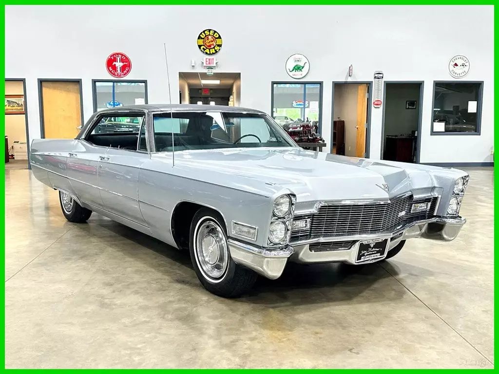 1968 Cadillac DeVille 4dr Hardtop Sedan