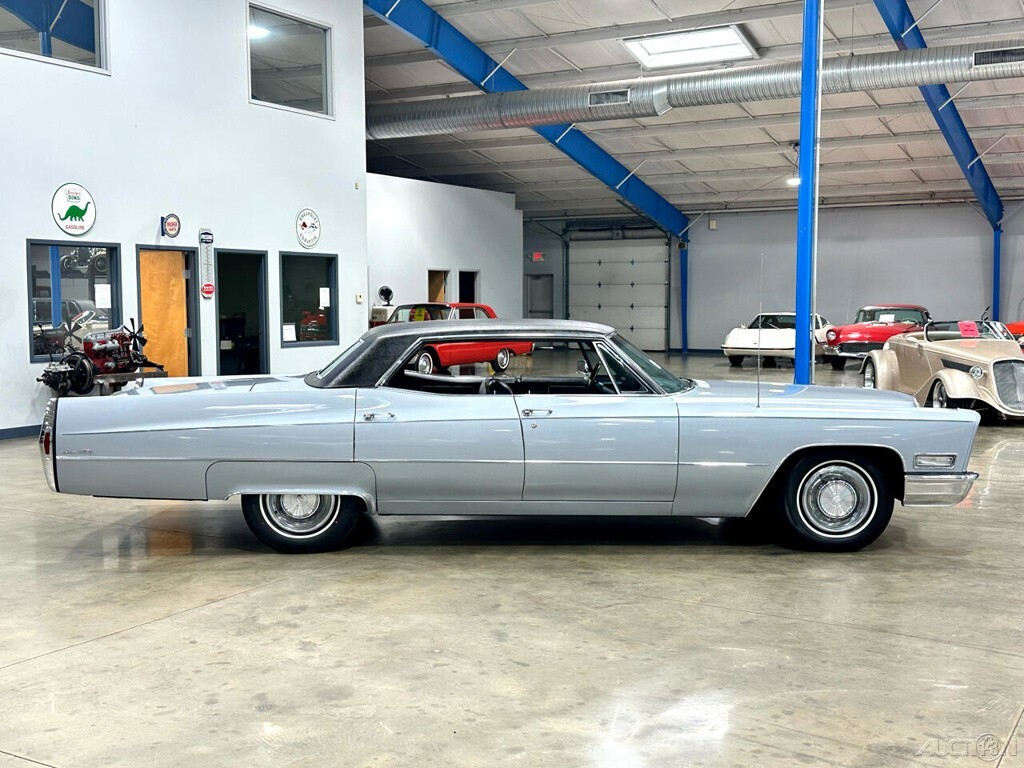 1968 Cadillac DeVille 4dr Hardtop Sedan - photo 8
