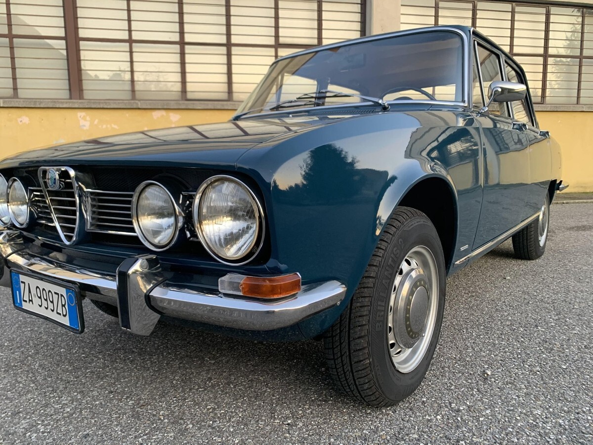 1968 Alfa Romeo 1750 Berlina 1st-Series Berlina, New Suspension & Parts - photo 4