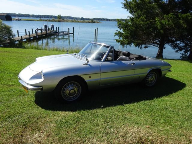 1968 Alfa Romeo Duetto 1600 Spider "Survivor" California Car 1968 Alfa Romeo Duetto 1600 Spider