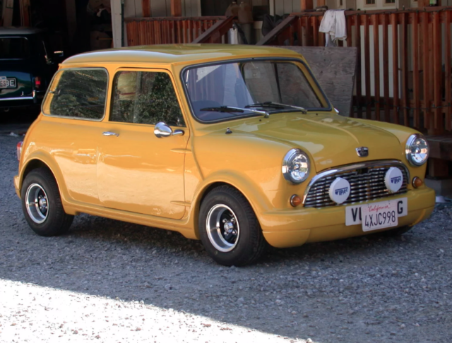 1968-Austin-MINI-COOPER-MARK I-Super Deluxe-Right Hand Drive 1968 Mini Classic Mini MARK 1 Super Deluxe