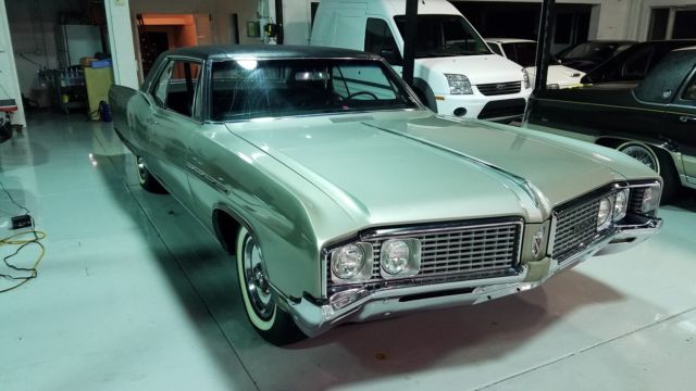 1968 Buick Electra 225 Custom Hardtop 2-Door - photo 2