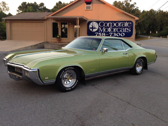 1968 Buick Riviera 2-door hardtop 1968 Buick Riviera