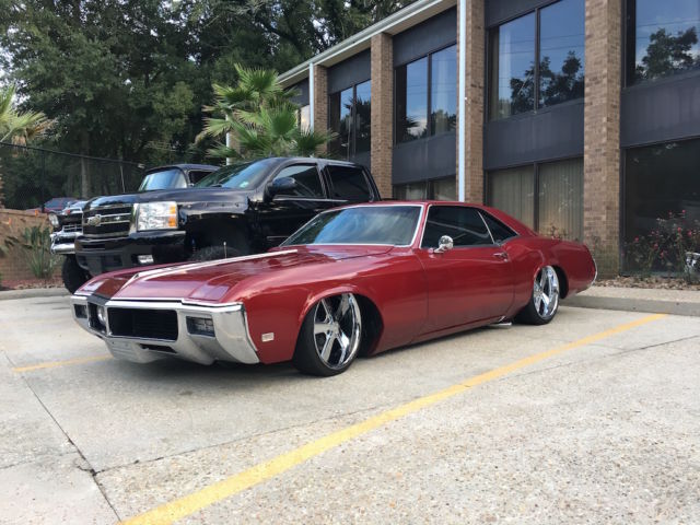 1968 Buick Riviera - classic antique, 430 ci, bought at Mecum, a/c, air ride 1968 Buick Riviera Bucket Seats with center console shifter