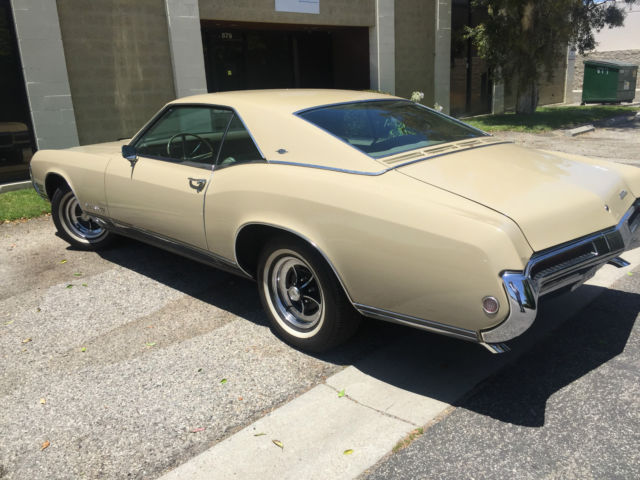 1968 Buick Riviera - photo 2