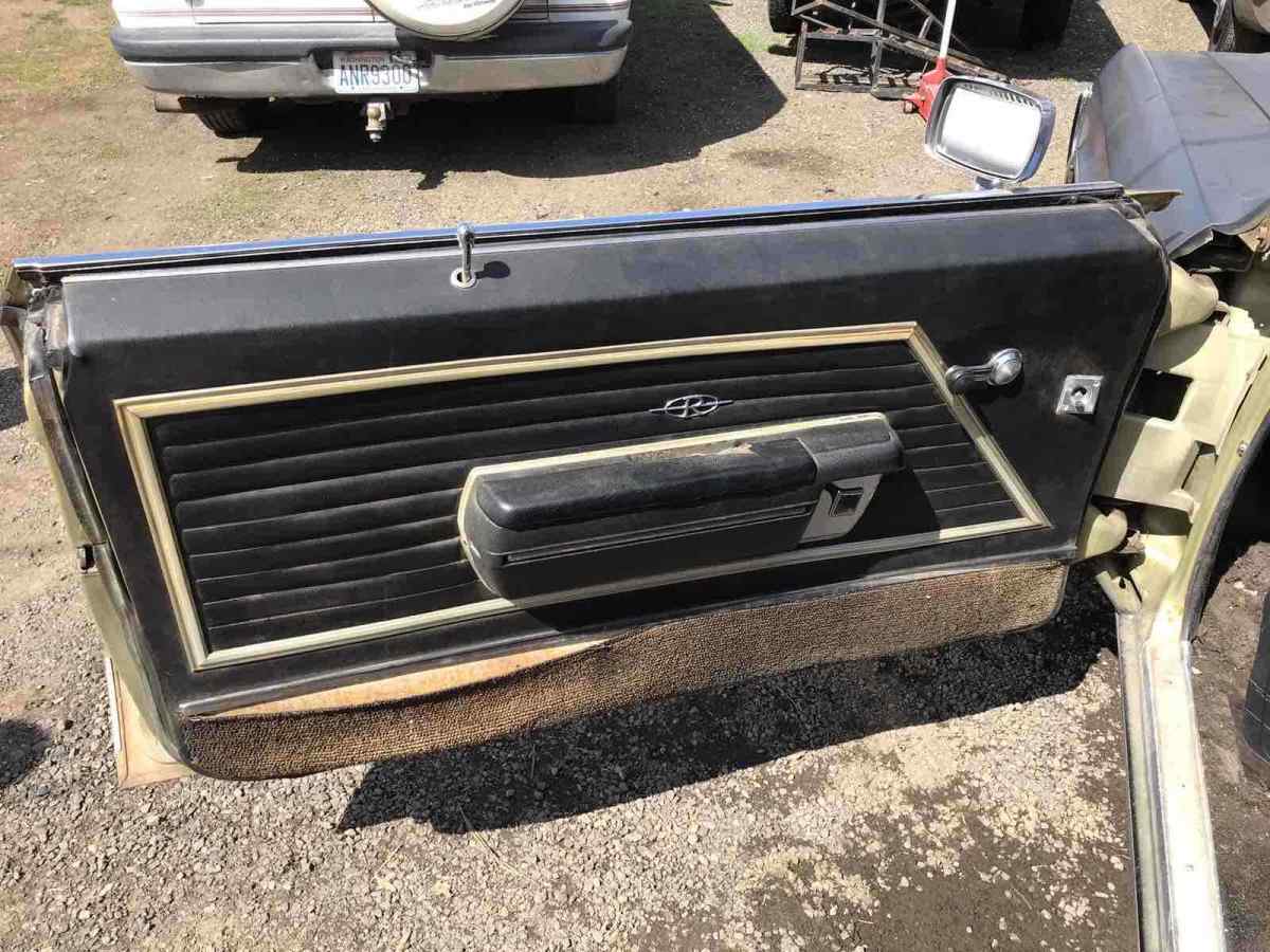 1968 Buick Riviera chrome - photo 13