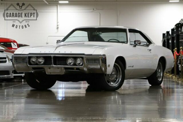 1968 Buick Riviera White Coupe 430ci 4bbl V8 78,515 Miles 1968 Buick Riviera --
