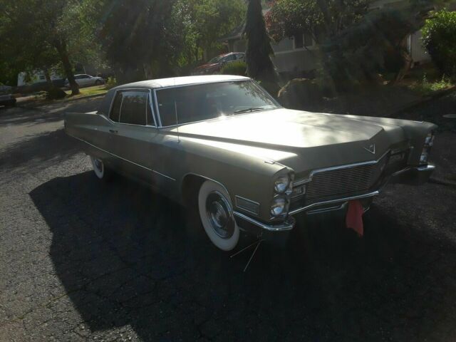1968 Cadillac DeVille 2 Door Coupe - photo 2