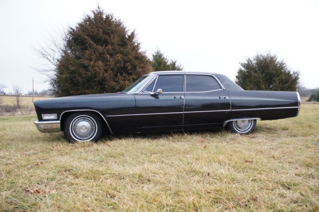 1968 Cadillac DeVille - photo 2