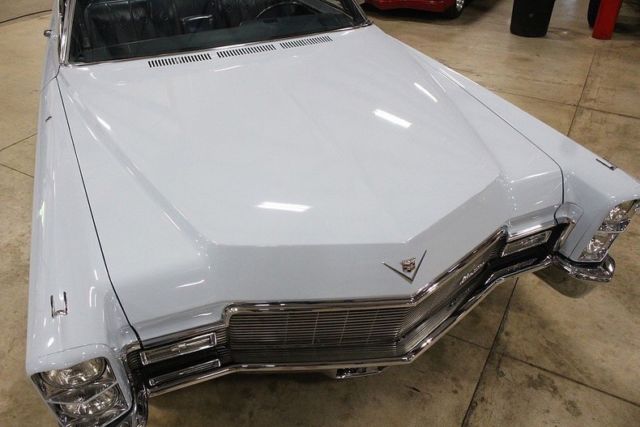 1968 Cadillac DeVille -- - photo 10
