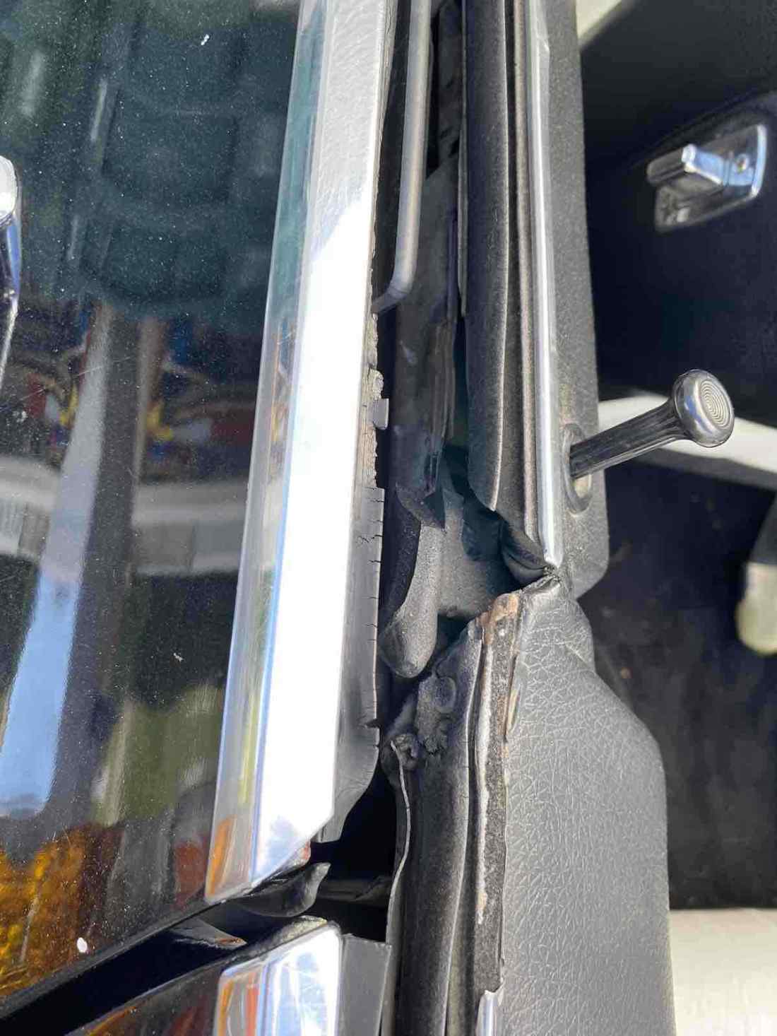 1968 Cadillac DeVille Convertible - photo 11