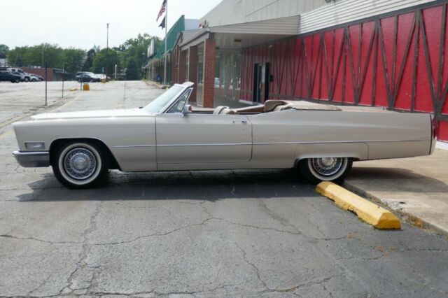 1968 Cadillac DeVille -NEW PRICE-2 OWNER 17K ORIGINAL MILES- CLASSIC - photo 4
