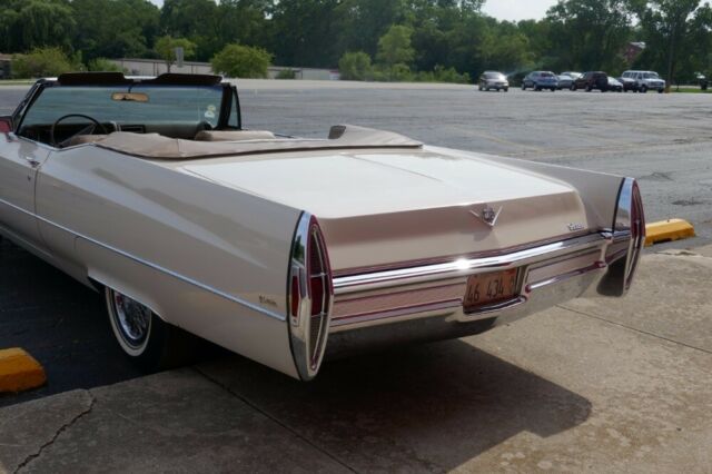 1968 Cadillac DeVille -NEW PRICE-2 OWNER 17K ORIGINAL MILES- CLASSIC - photo 8