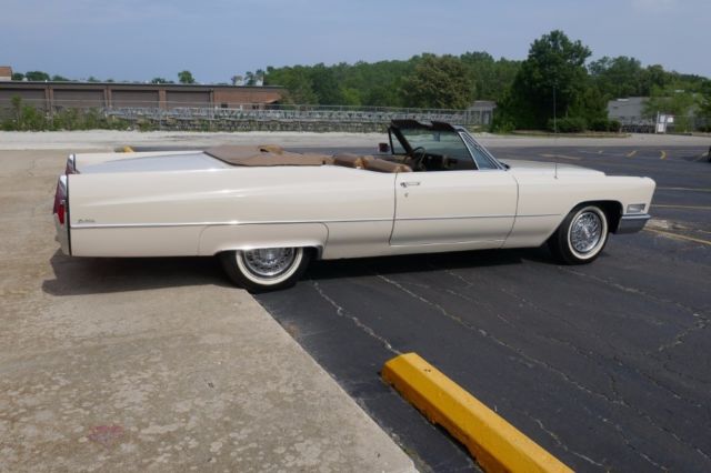 1968 Cadillac DeVille -2 OWNER 16K ORIGINAL MILES- CLASSIC CONVERTIBLE C - photo 11