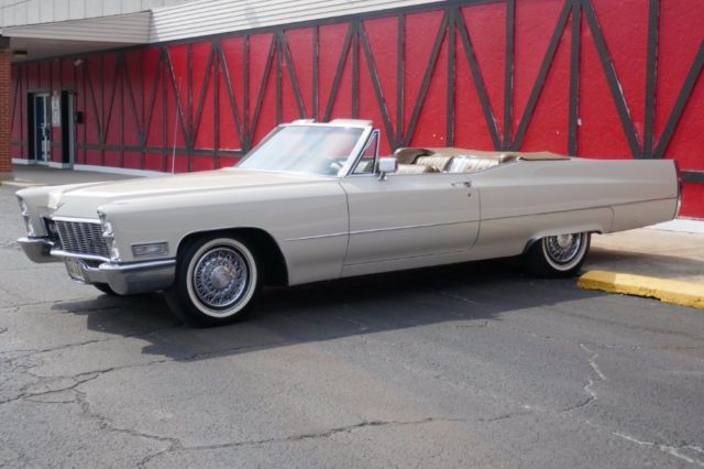 1968 Cadillac DeVille -2 OWNER 16K ORIGINAL MILES- CLASSIC CONVERTIBLE C - photo 3