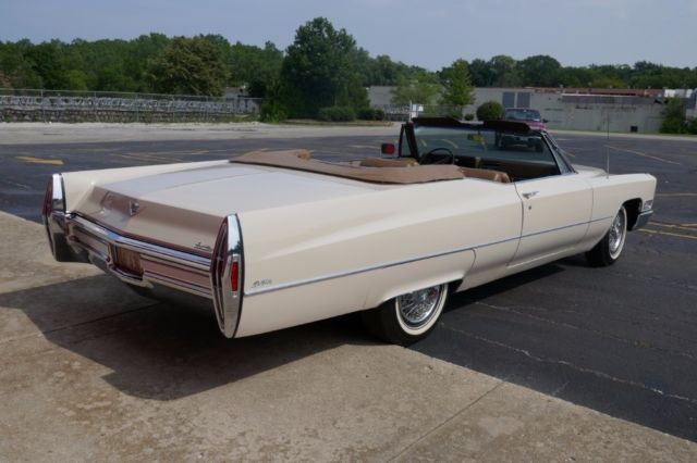 1968 Cadillac DeVille -2 OWNER 16K ORIGINAL MILES- CLASSIC CONVERTIBLE C - photo 9
