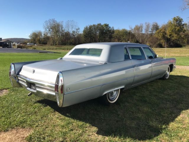 1968 Cadillac Fleetwood Limousine - photo 6