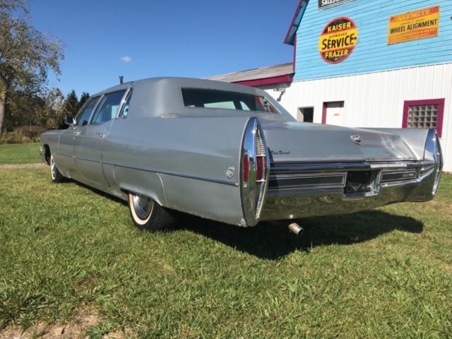 1968 Cadillac Fleetwood Limousine - photo 9