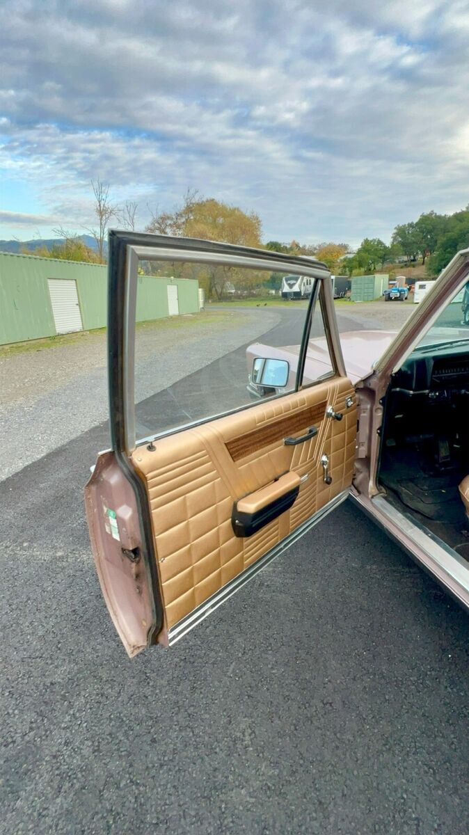 1968 Cadillac Miller Meteor Hearse - photo 12