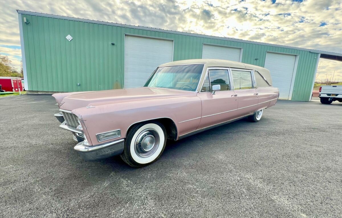 1968 Cadillac Miller Meteor Hearse - photo 2