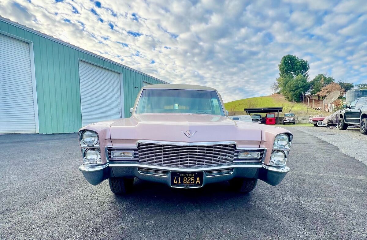 1968 Cadillac Miller Meteor Hearse - photo 3