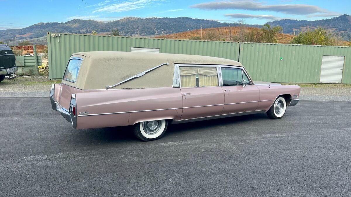 1968 Cadillac Miller Meteor Hearse - photo 5