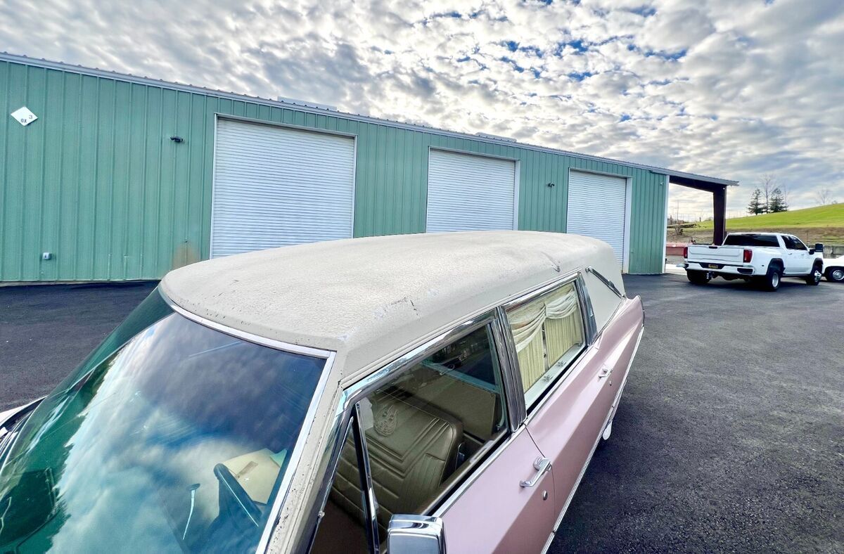 1968 Cadillac Miller Meteor Hearse - photo 9