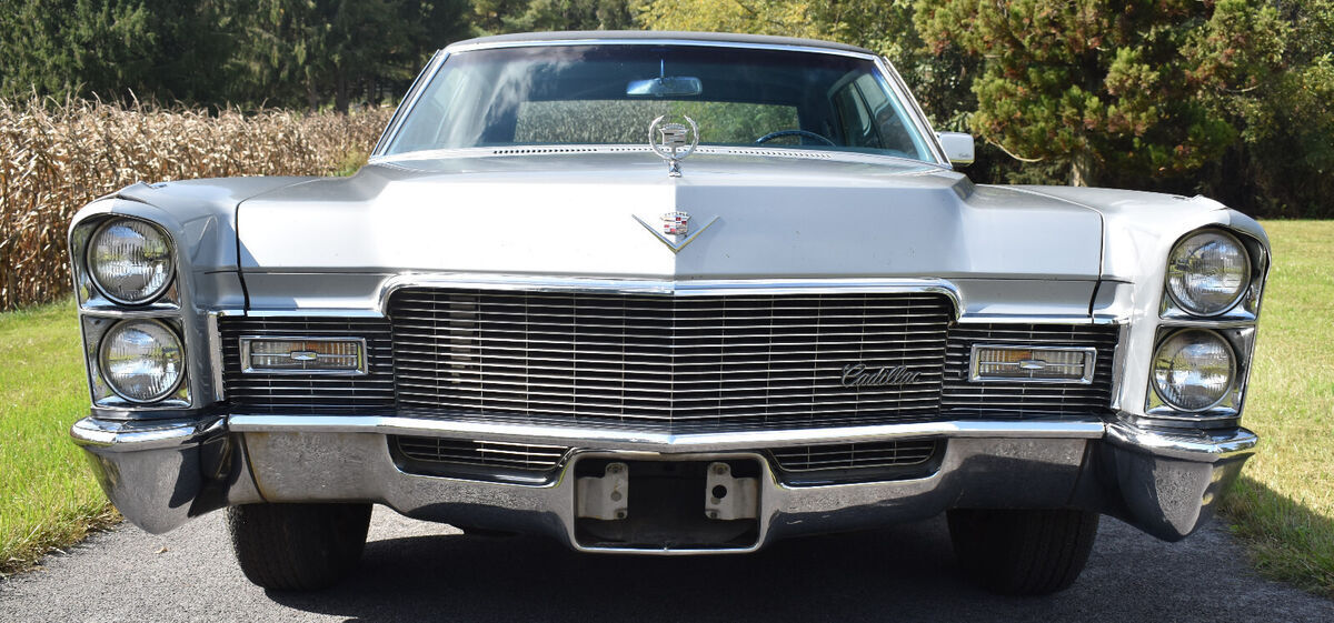 1968 Cadillac DeVille Sedan Very Original One Family Low Mileage - photo 9