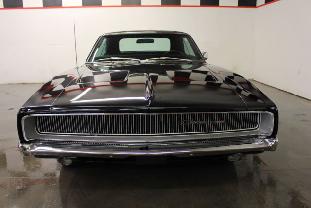 1968 Dodge Charger 383 auto disc brakes power steering - photo 2