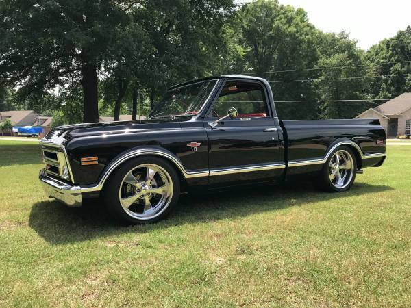 1968 Chevrolet C-10 CST Big Block, A/C, Tilt, Tach, Factory Short Bed, Frame Off 1969 Chevrolet C-10 CST