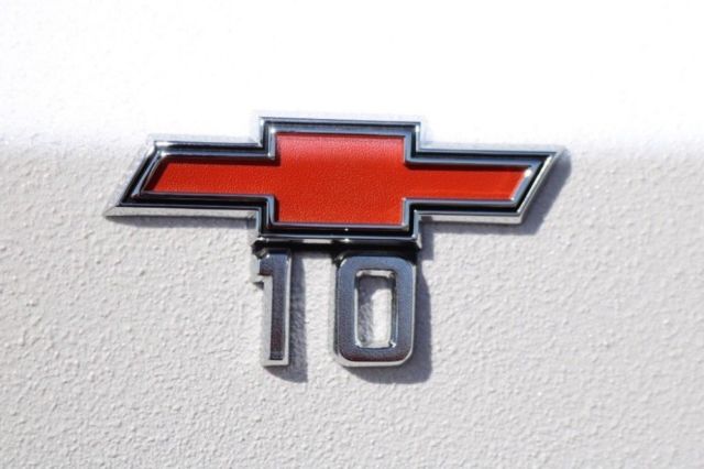 1968 Chevrolet C-10 -PRO TOURING-SUPERCHARGED W/TWIN TURBO'S AND AIR R - photo 7