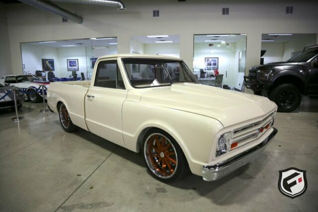 1968 Chevrolet C10 Custom Resto-Mod - photo 2