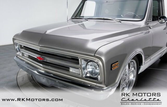 1968 Chevrolet C-10 Pickup Truck - photo 11
