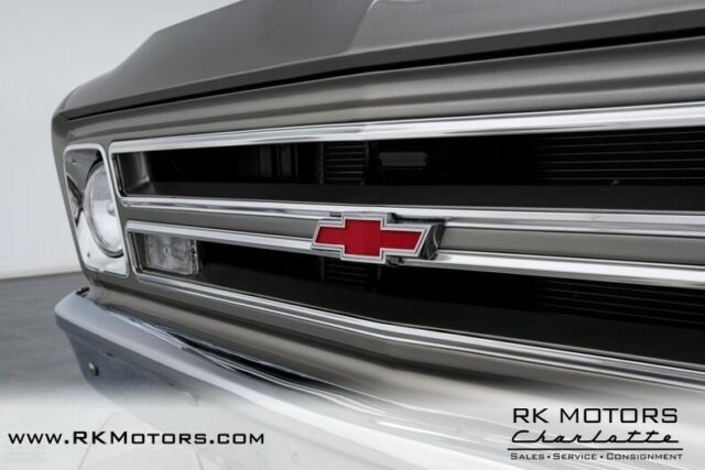 1968 Chevrolet C-10 Pickup Truck - photo 6