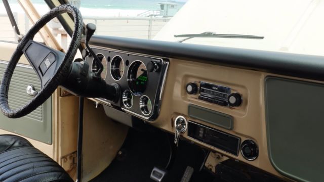 1968 Chevrolet Suburban C10 - photo 8