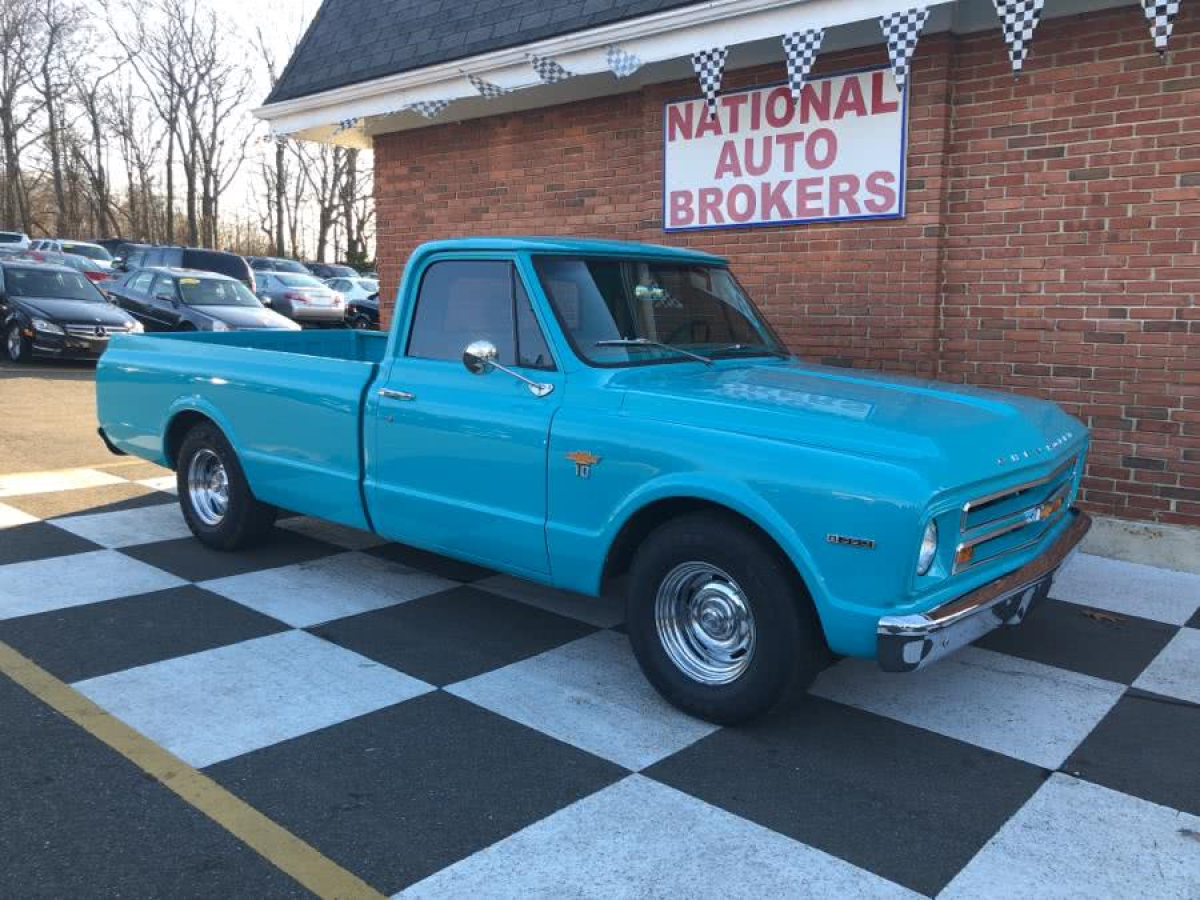 1968 CHEVROLET C/10 WITH A/C 1968 Chevrolet C-10