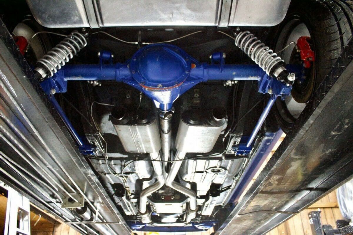 1968 Chevrolet Camaro Resto-Mod / Edelbrock EFI 327 V8 / PAINTED Flat Blue / A/C - photo 11