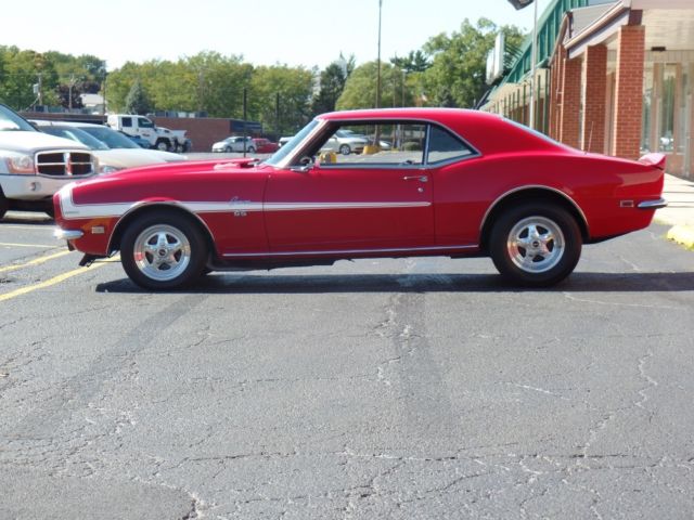 1968 Chevrolet Camaro -Restored SS -4-SPD MANUAL- Paint is amazing-NEW L - photo 8