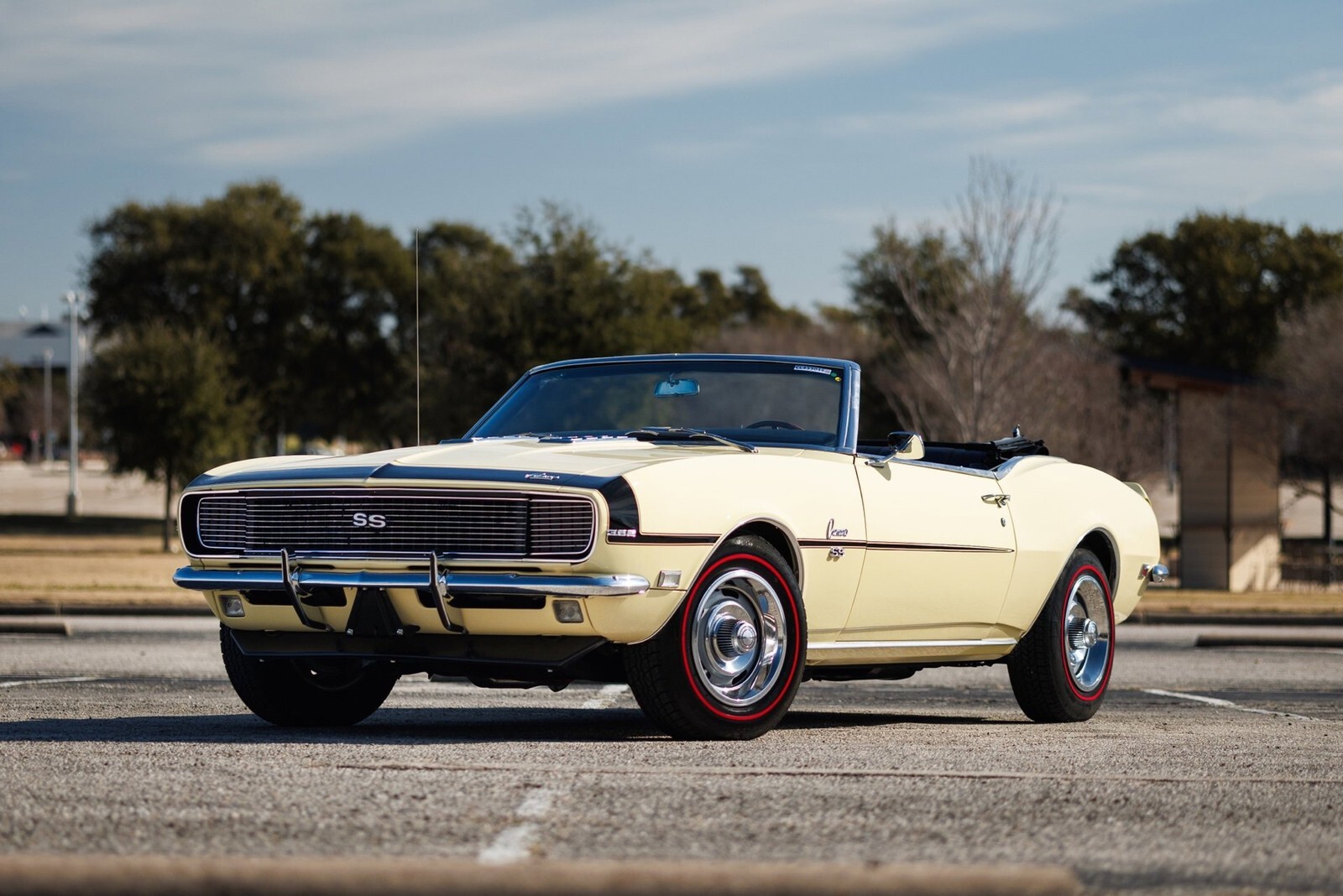 1968 Chevrolet Camaro RS/SS 396 Convertible - photo 2