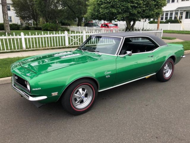 1968 CHEVROLET CAMARO SS TRIM V8 4/SPEED RALLY GREEN !!!! 1968 Chevrolet Camaro --