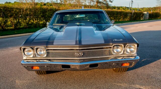 1968 Chevrolet Chevelle -MULTIPLE SHOW WINNER-BIG BLOCK 454 POWERFUL ENGIN - photo 4
