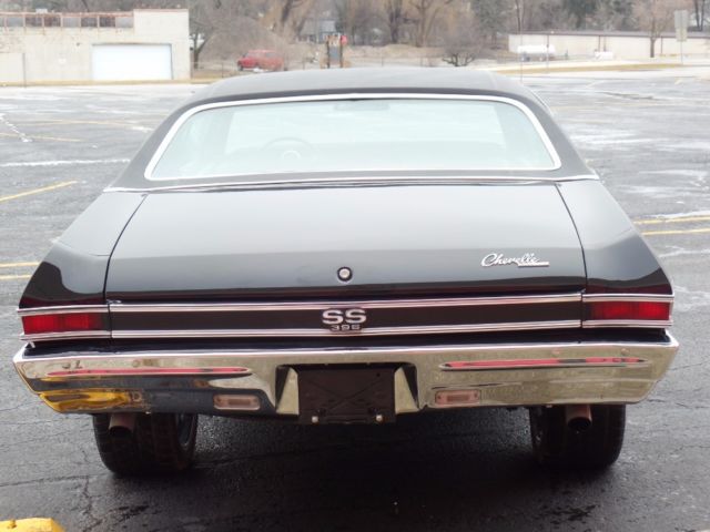1968 Chevrolet Chevelle SS396-CONCOURSE SILVER SPINNER AWARD-FRAME OFF RES - photo 5