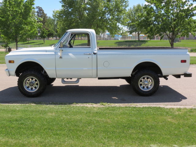 1968 Chevrolet C/K20 2500 Pickup 327 CID, 4x4 with Gear Vendor overdrive 1968 Chevrolet C/K Pickup 2500 2 dr